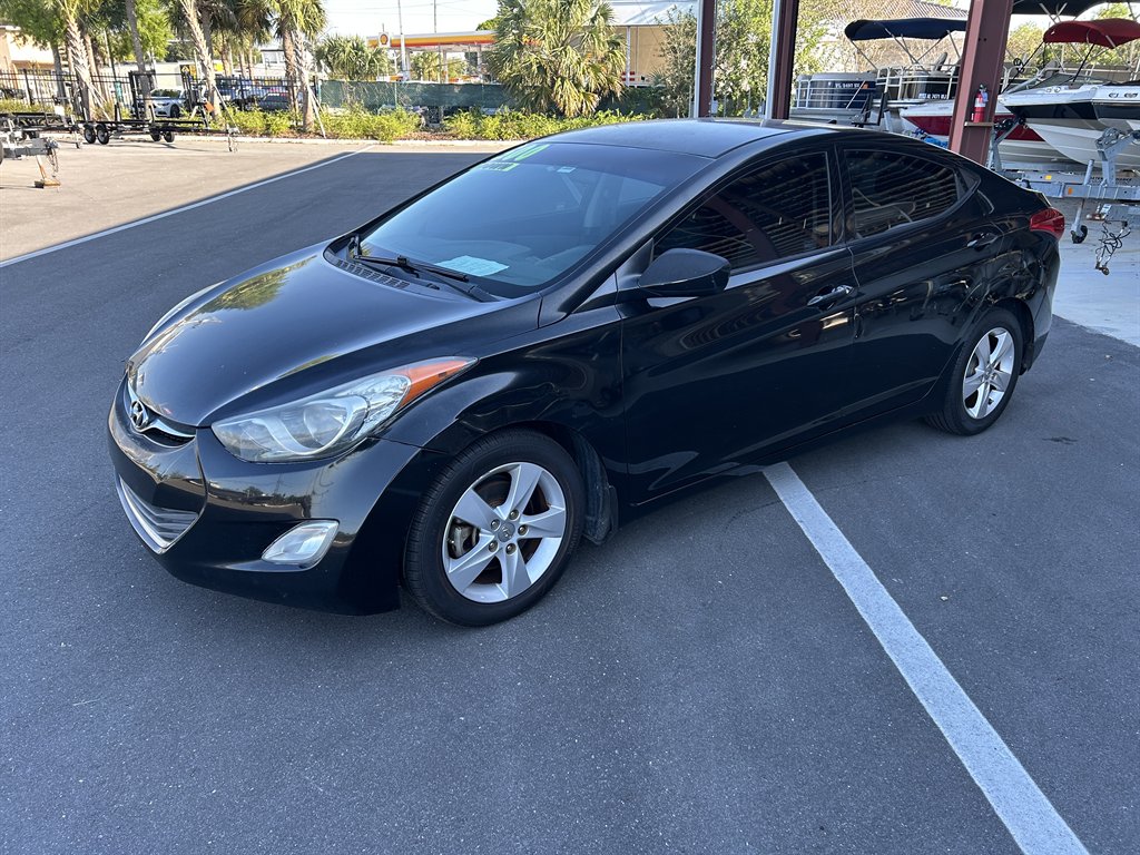 2013 Hyundai Elantra 1.8 GLS A/T's photo