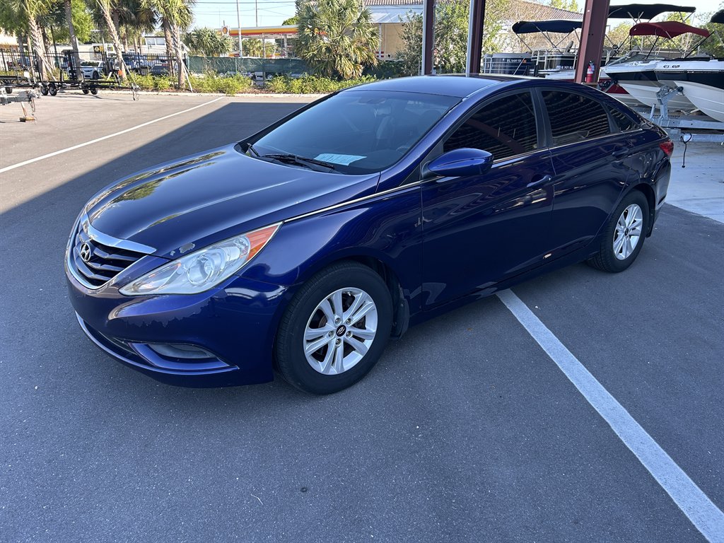 2012 Hyundai Sonata GLS I4 A/T's photo