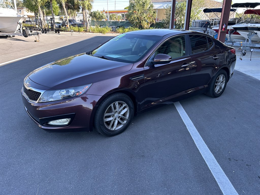 2012 Kia Optima LX AT's photo