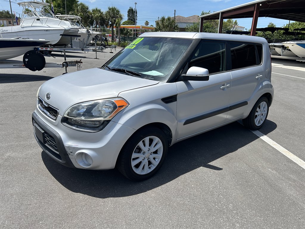 2013 Kia Soul 2.0L + AT 5-Door's photo
