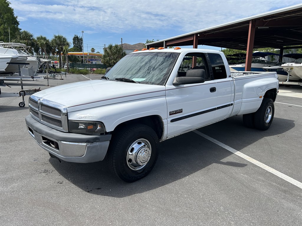 2000 Dodge Ram 1500 3500 ST QUAD CAB DRW's photo