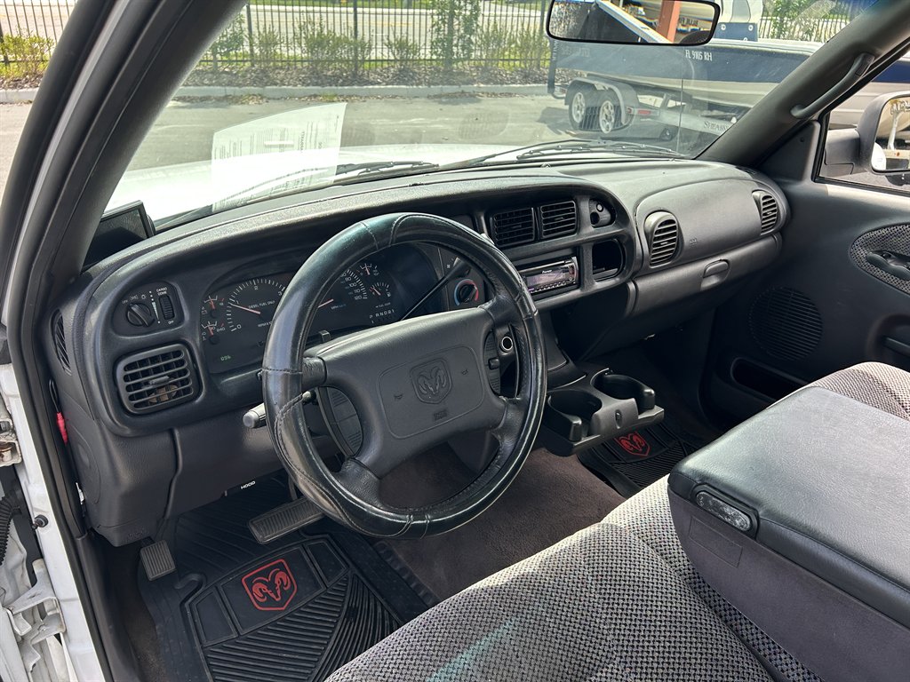 2000 Dodge Ram Pickup ST - Photo 12