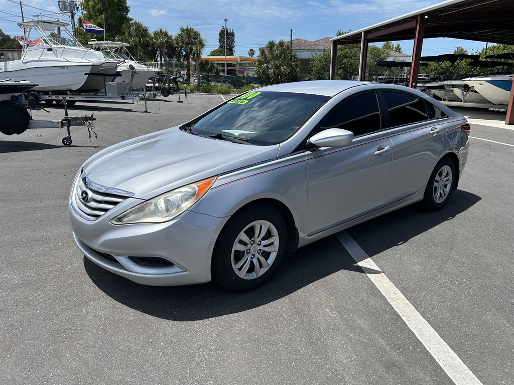 2012 Hyundai Sonata GLS I4 A/T's photo